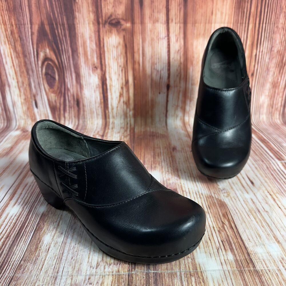 Dansko STACIE Womens Size 38 US 7.5-8 Black Leather Nursing Work Clogs Shoes